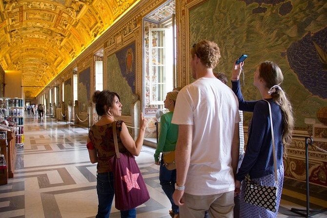 Skip-the-Line Vatican, Sistine Chapel & St. Peter's | Small Group - Guides, pace, and the small-group experience