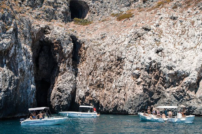 Small group tour of the caves of Santa Maria di Leuca - Meeting point, parking, and timing