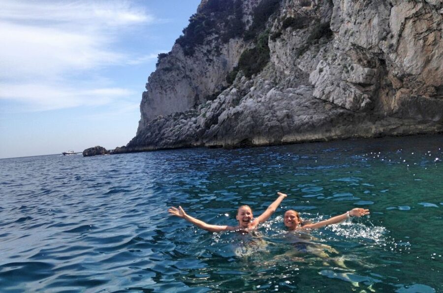 Sorrento: Capri and Blue Grotto Boat Cruise with Drinks - Capri’s caves and the Natural Arch