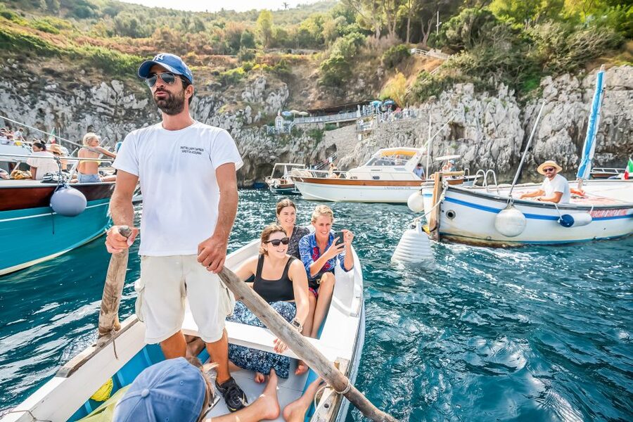 Sorrento: Exclusive Capri Boat Tour and Optional Blue Grotto - Guides, timing, and the feel of the day