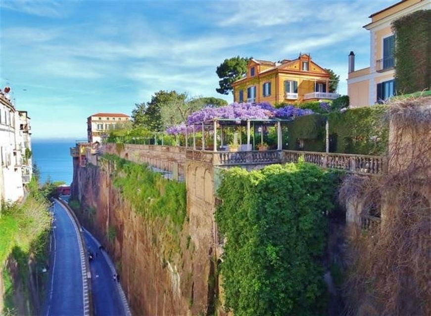 Sorrento: Guided Walking Tour & Limoncello Tasting - Vallone dei Mulini: Sorrento’s unexpected valley