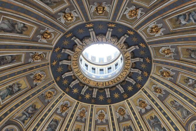 St Peter's Basilica Express Guided Tour, includes Dome Climb - The Vox City audio guide after the live tour