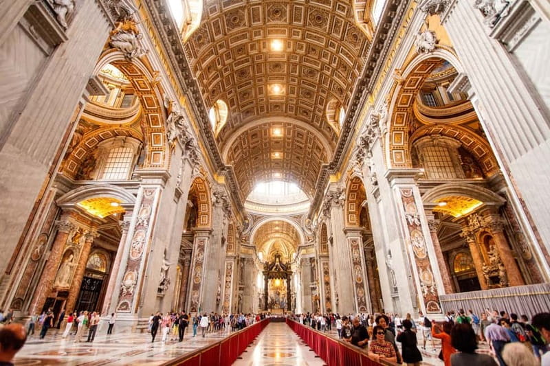St Peter's Basilica Express Guided Tour with Dome Climb - Seeing the basilica from above