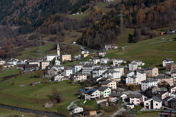 Swiss Alps Bernina Red Train and St.Moritz Tour from Milan - Weather, clothing, and physical demands