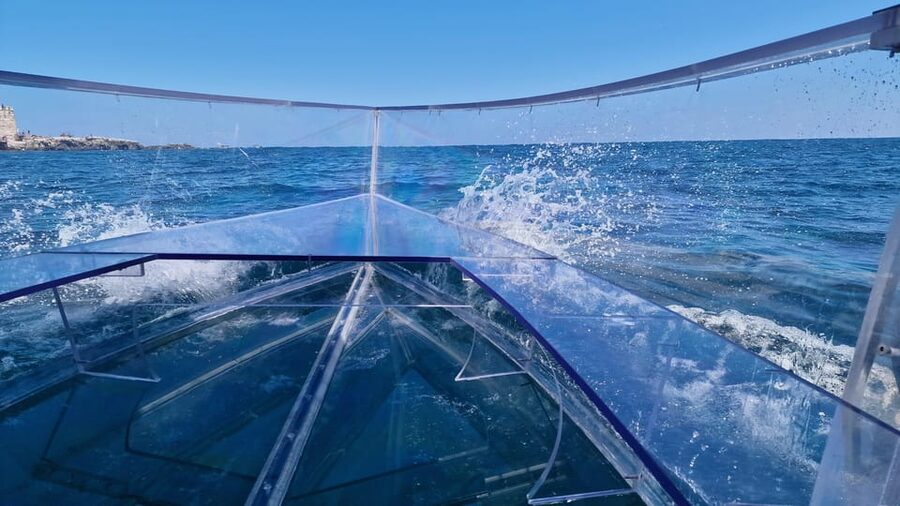 Syracuse: Coast and Sea Caves Full Transparent Boat Tour - Setting out along Siracusa and Ortigia