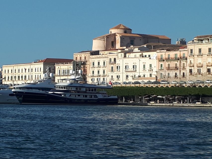 Syracuse: Ortigia and Neapolis Guided Walking Tour - What the private format changes