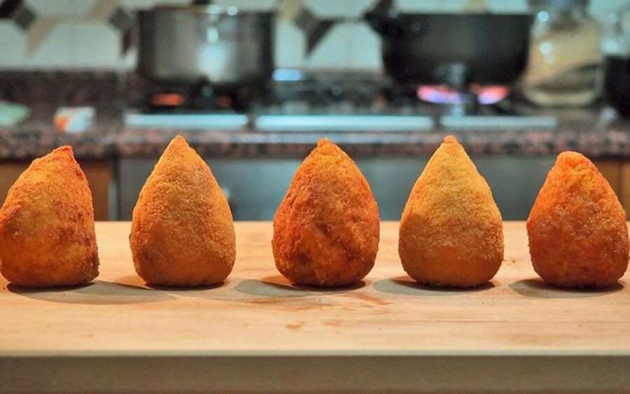 Taormina: Arancino Making Class with Drinks - The hands-on lesson, from rice to crisp crust