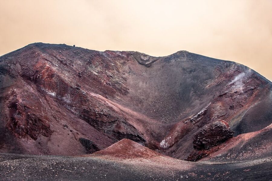 Taormina: Mount Etna Sunset Tour with Cave Visit and Tasting - Entering the 1792 lava cave