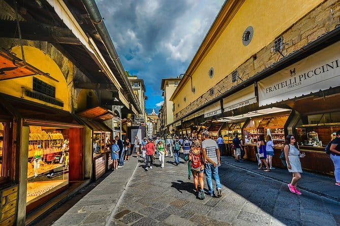 The Best of Florence Walking Tour in a Small Group - Starting at San Lorenzo with the Medici family