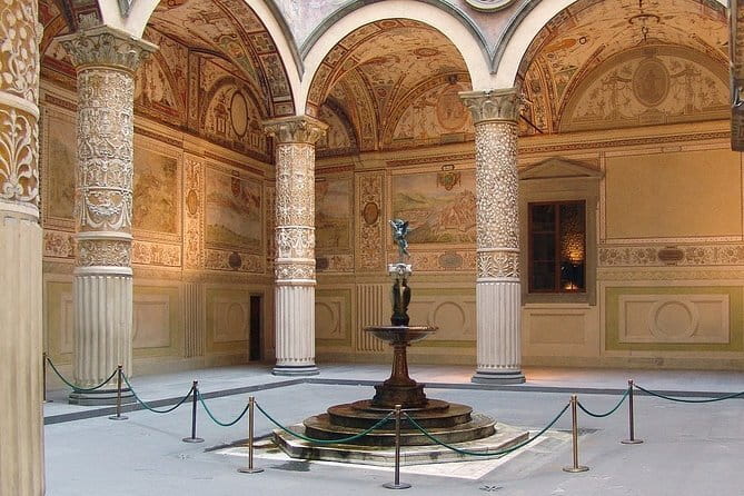 The Best of Florence Walking Tour in a Small Group - Should you book it?