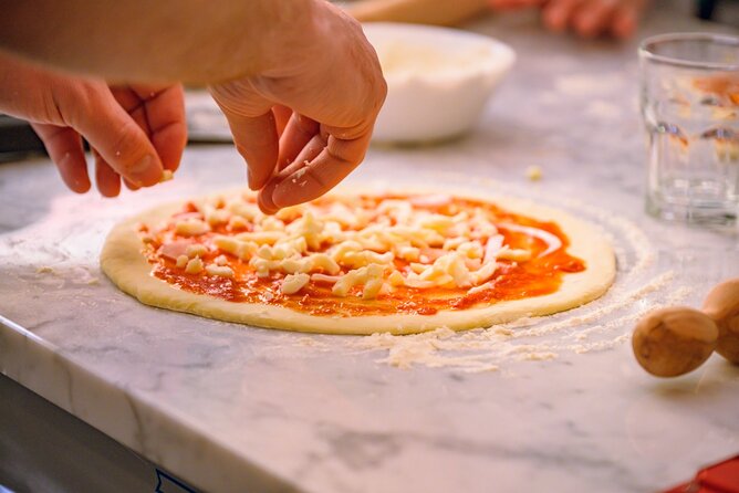 The Italian Way: Pizza and Gelato Class with Unlimited Wine - Making chocolate gelato while the dough rises