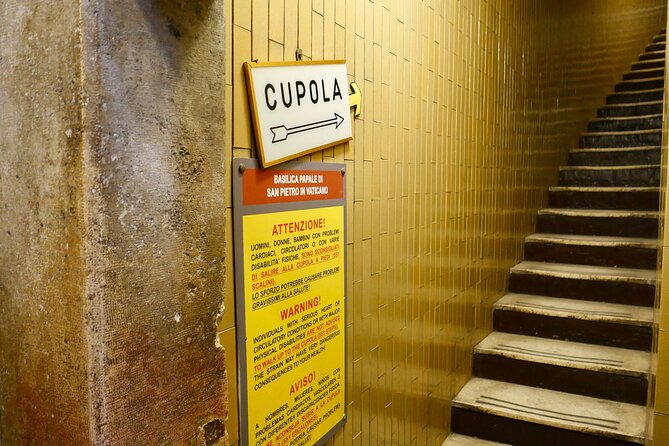 Tour of St Peter's Basilica with Dome Climb and Grottoes - Guide quality can shape the whole visit