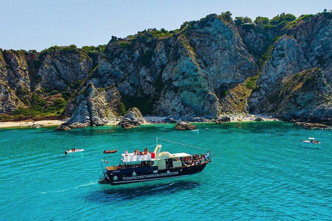 Tour of the Costa degli Dei by boat, 3 hours with aperitif included - Riaci Beach and the first swim