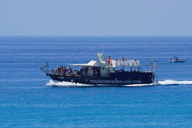 Tour of the Costa degli Dei by boat, 3 hours with aperitif included - Capo Vaticano from the sea