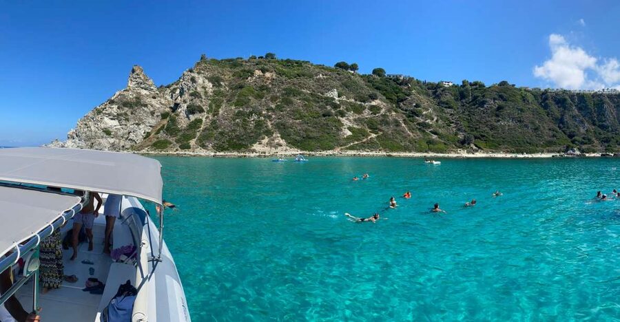 Tropea: Capo Vaticano Boat Trip with Snorkeling & Drink - Grotta del Palombaro and the first look below the surface