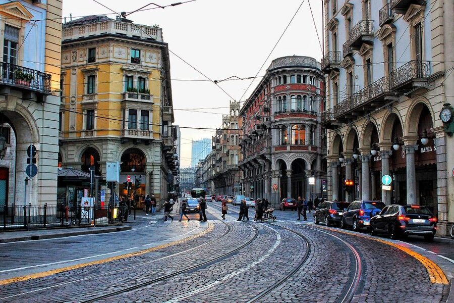 Turin: Small-Group Walking Tour of Top City Highlights - Through the gallery to Piazza Carignano