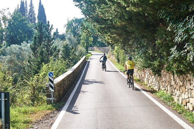 Tuscany Bike Tour with Wine, Oil and Food in the Florentine Hills - Guides make a real difference
