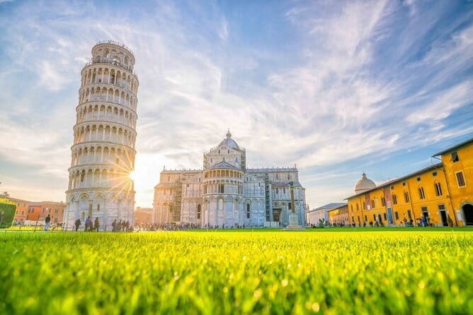 Tuscany Day Trip from Florence: Siena, San Gimignano, Pisa and Lunch at a Winery - San Gimignano: towers, gelato, and free exploration