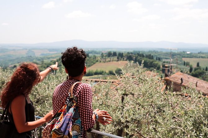 Tuscany: Day Trip to Pisa, Siena, San Gimignano, and Chianti - A Tuscan winery lunch with four wines