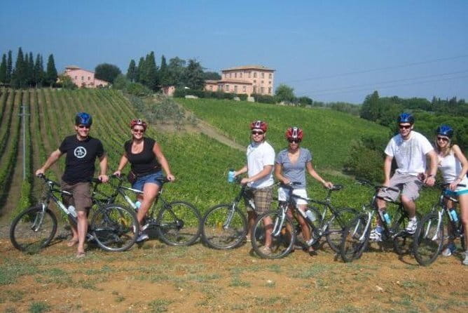 Tuscany E-Bike Tour: from Florence to Chianti with lunch and tastings - Who should book this ride?