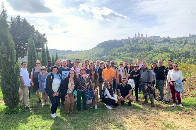 Tuscany Experience: Pisa, Siena, San Gimignano & Wine Tasting - Chianti wine, lunch, and a working pause in the day