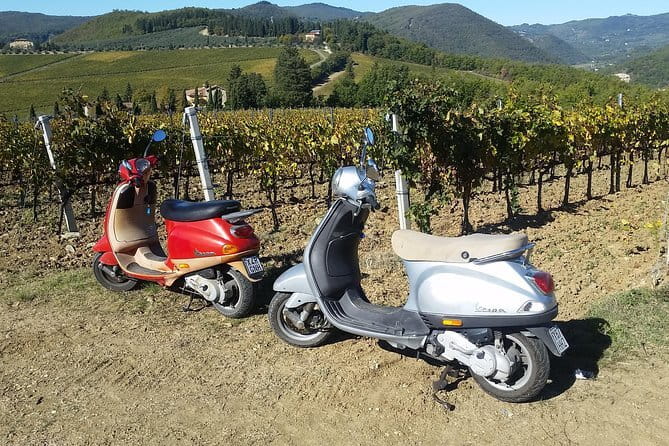 Tuscany Vespa Tour: Lunch & Wine Tasting, Countryside Roads - Learning to handle an automatic Vespa