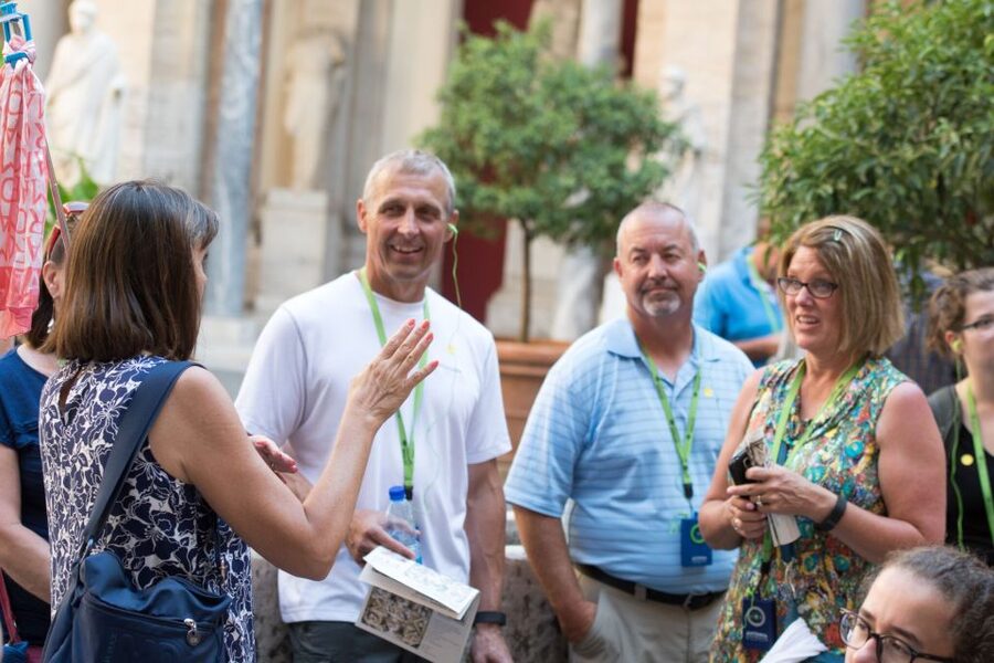 Vatican: Early Entry to Museums, Sistine Chapel & St Peter's - The guides make the difference