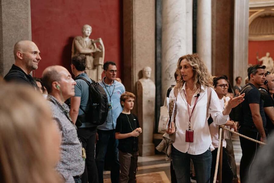 Vatican Museums & Sistine Chapel Skip-the-Line Guided Tour - Sistine Chapel: the final half-hour reward