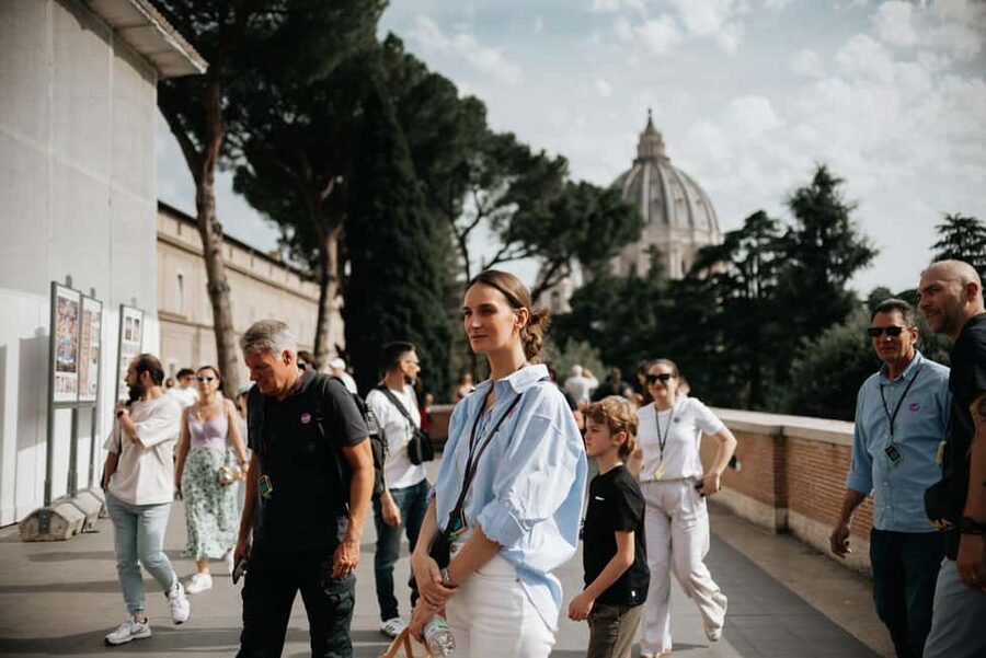Vatican Museums & Sistine Chapel Skip-the-Line Guided Tour - Morning or afternoon: choosing a better departure