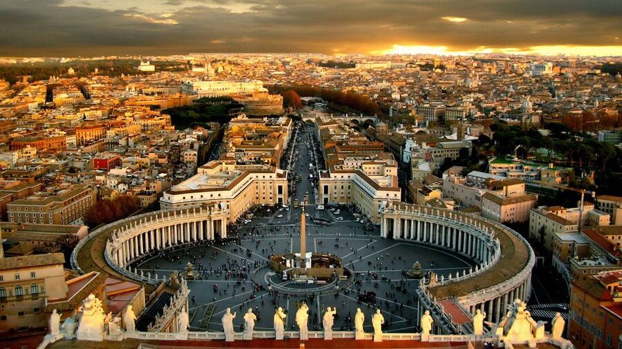 Vatican Museums, Sistine Chapel & St Peter's Basilica Tour - Eighty Minutes Through the Vatican Museums