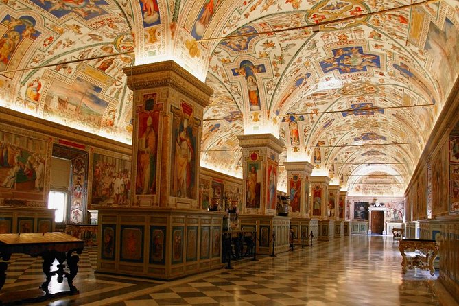 Vatican Museums Sistine Chapel Tour with access to St Peter - Meeting near Caffè Vaticano