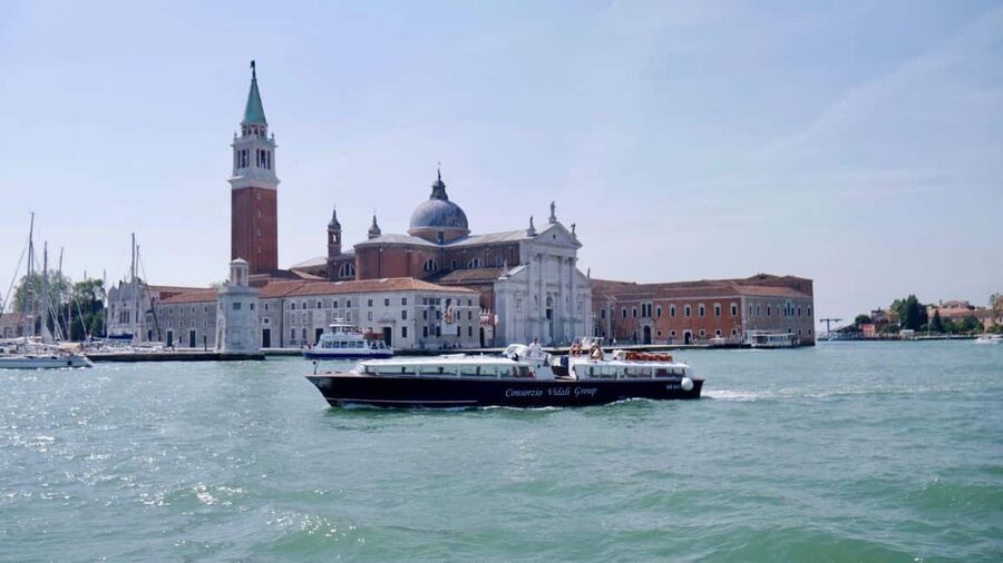Venetian Lagoon Tour: Visit Murano, Burano and Torcello - Who will enjoy this tour most?