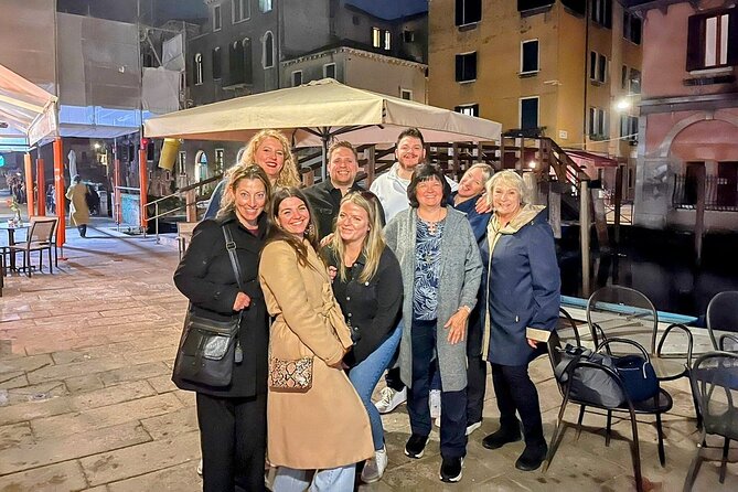 Venice Bacaro Food Tour: Eat and Drink like a Venetian - The guides are a major part of the value