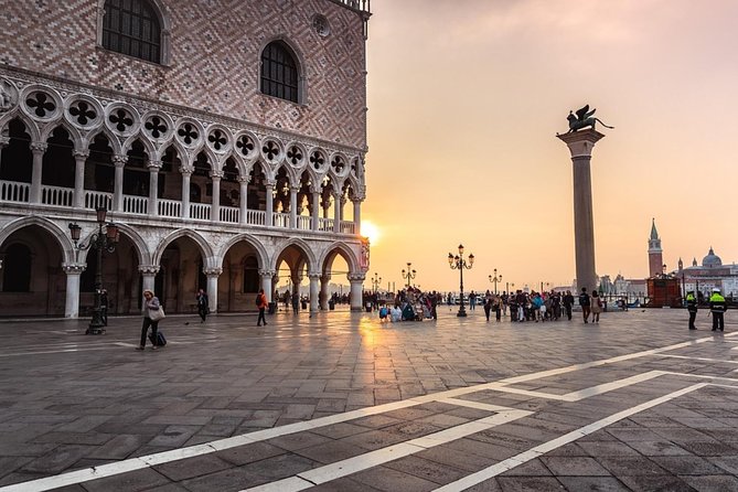 Venice: Doge's Palace and St. Mark's Basilica Guided Tour - Why these two sights work well together
