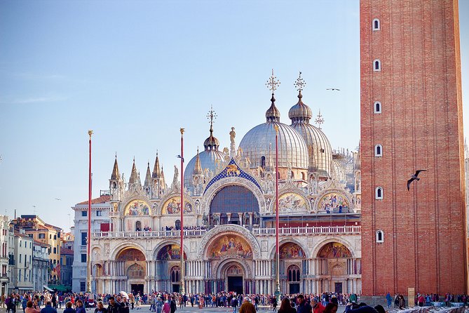 Venice: Doge's Palace and St. Mark's Basilica Guided Tour - Doge’s Palace: Venice’s political theater in 75 minutes