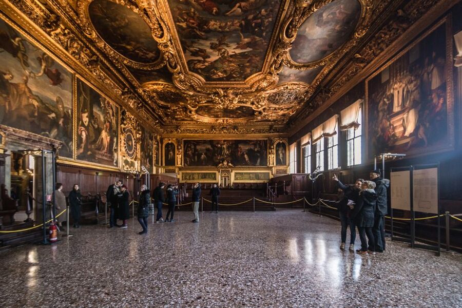 Venice: Doge's Palace, Bridge of Sighs & Prisons Guided Tour - Meeting at Calle larga de l’Ascension