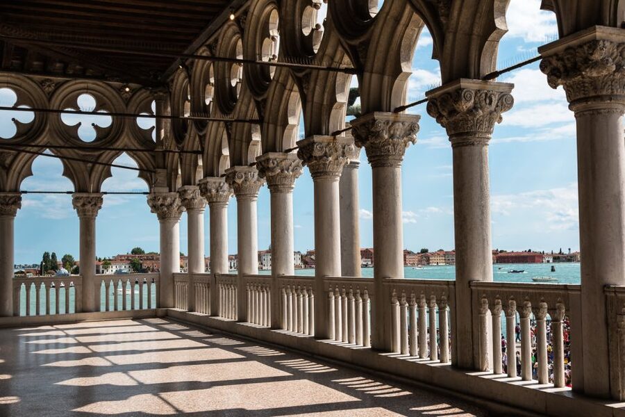Venice: Doge's Palace Reserved Entry Ticket - Entering with a reserved ticket