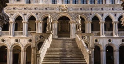 Doge’s Palace Skip-the-Line Ticket with Guidebook