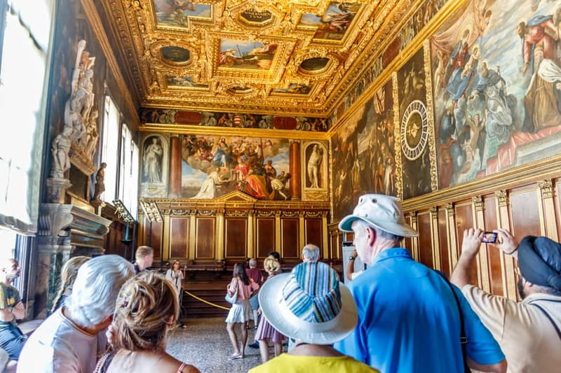 Venice: Doge's Palace, St Mark's Basilica, and Pala d'Oro - Why priority entry matters in St. Mark’s Square