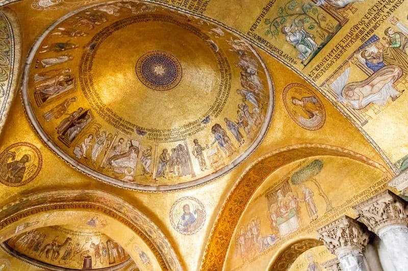 Venice: Doge's Palace, St Mark's Basilica, and Pala d'Oro - Heat, clothing, and crowd conditions