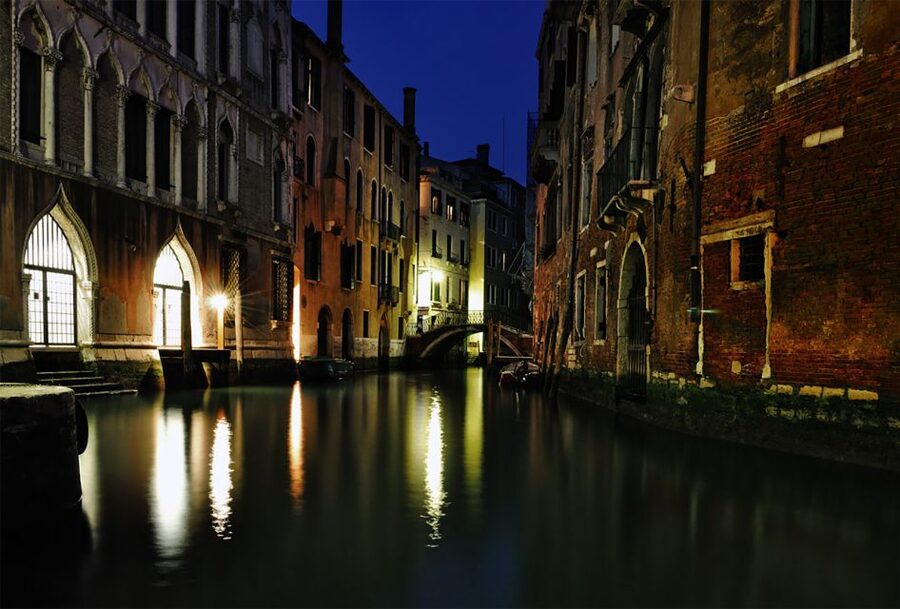 Venice: Ghost Tour to Rialto and San Marco Square - Key details of the Venice ghost walk