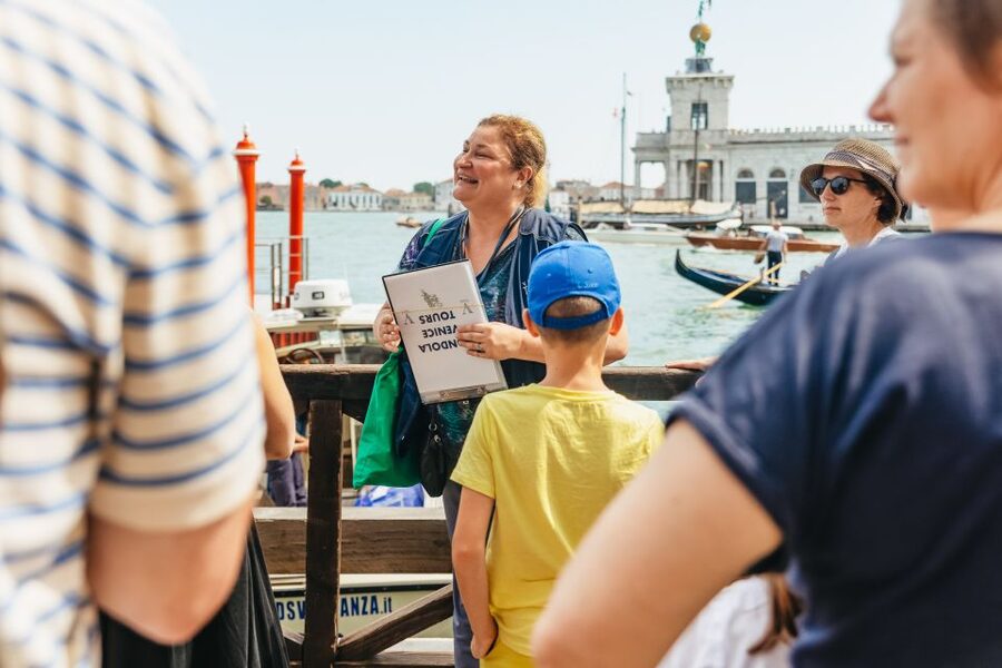Venice: Grand Canal Gondola Ride with App Commentary - The Grand Canal from a low seat