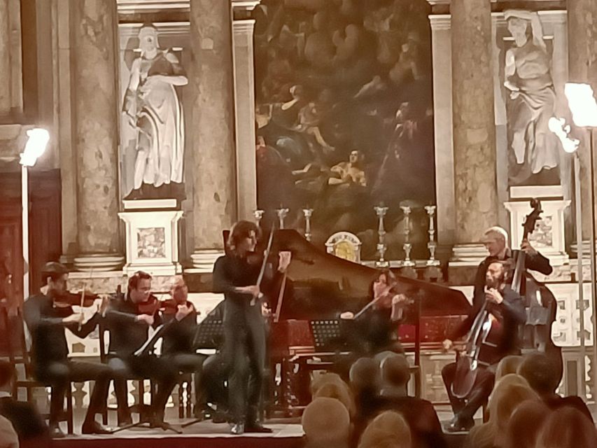Venice: Interpreti Veneziani Concert at Church of San Vidal - A 90-minute evening that fits Venice well
