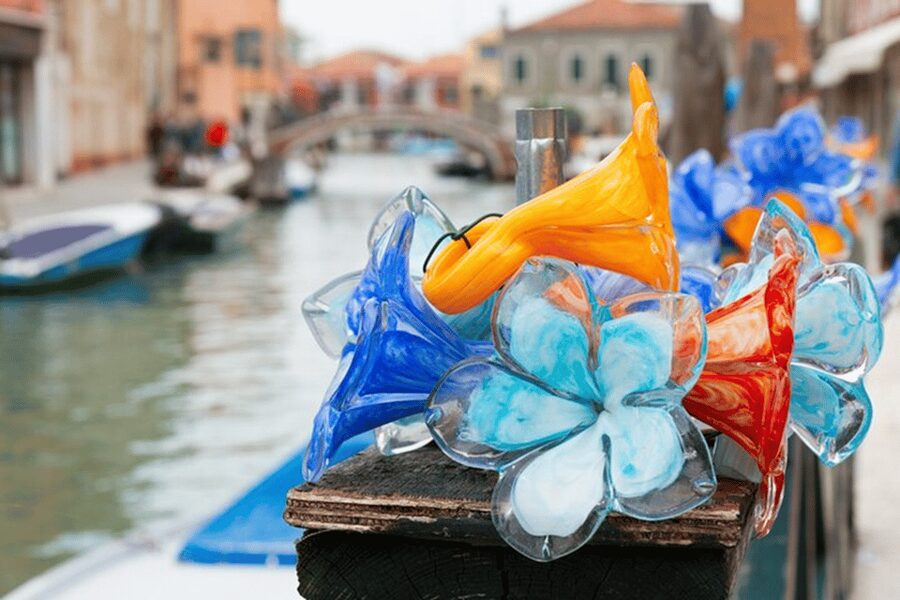 Venice Islands: Murano Glass & Burano Colors Guided Visit - Who will enjoy this island visit most