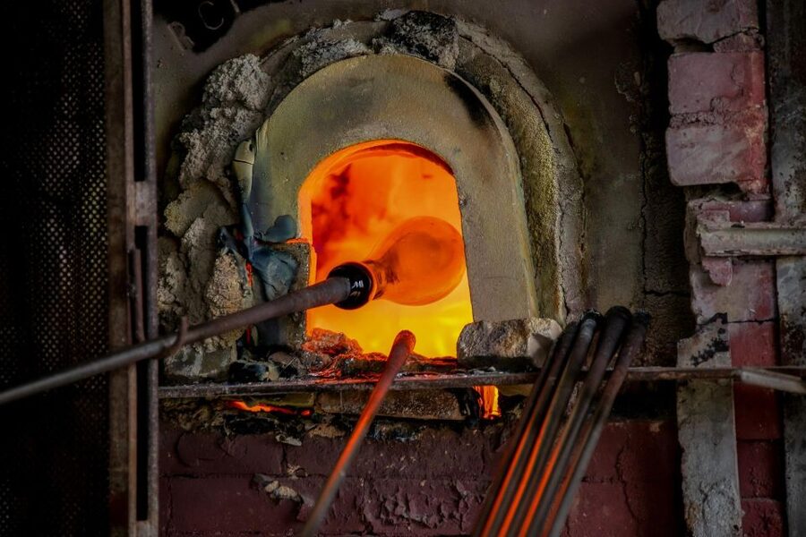 Venice: Murano and Burano Boat Tour with Glass Factory Visit - The lagoon crossing sets the rhythm