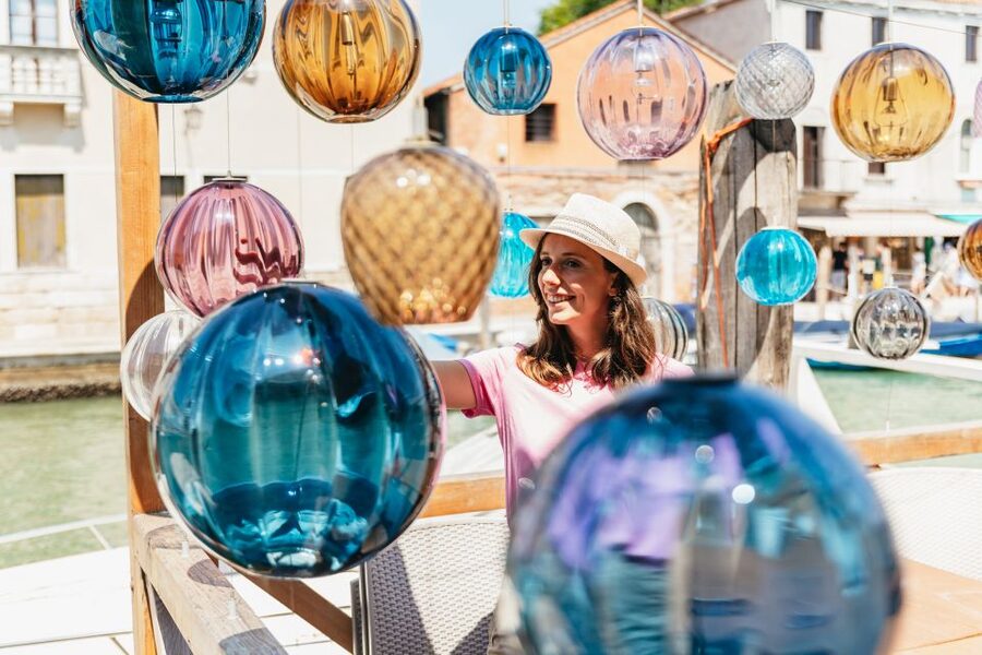 Venice: Murano and Burano Boat Tour with Glass Factory Visit - Boarding near San Marco or the train station