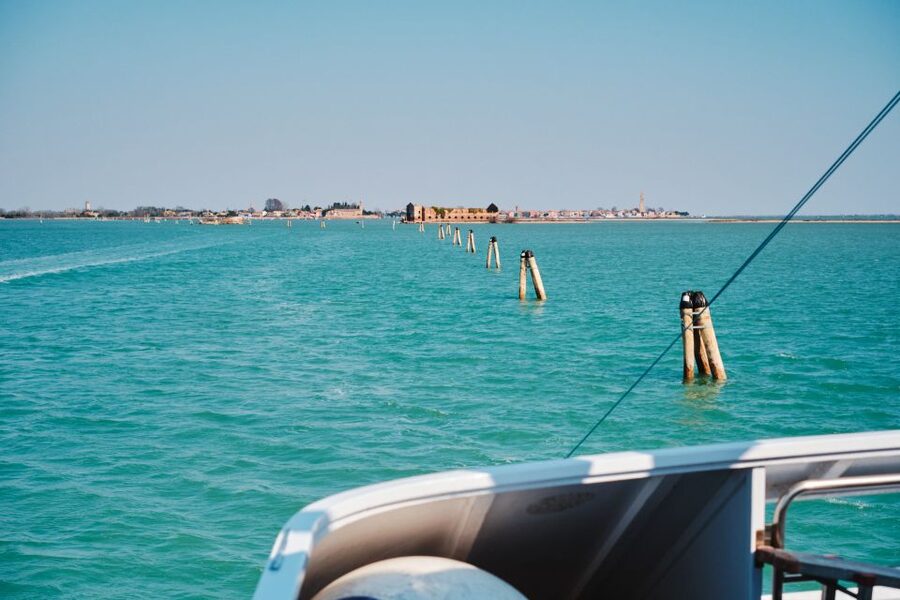 Venice: Murano & Burano Panoramic Boat Tour w/ Glassblowing - Burano: color, lace, and a slower island feel