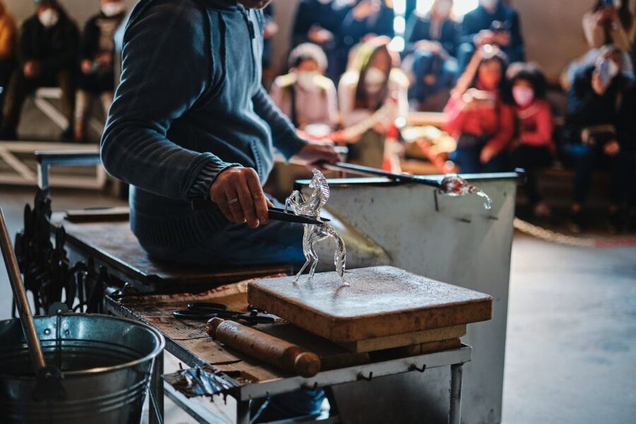 Venice: Murano & Burano Panoramic Boat Tour w/ Glassblowing - Who will enjoy this boat tour most?