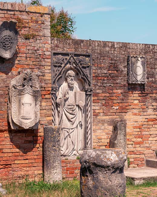 Venice: Murano, Burano, Torcello, and Glass Factory Tour - The boat ride is part of the experience