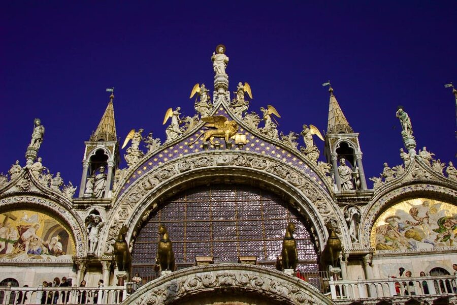Venice: St. Mark's Basilica Ticket with Audio Guide - The first 15 to 20 minutes inside